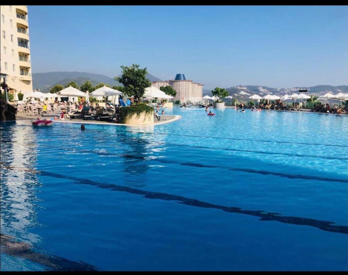 In Goldcity In The Main Building With Amazing View Kargicak Mahmutlar With Private Alanya