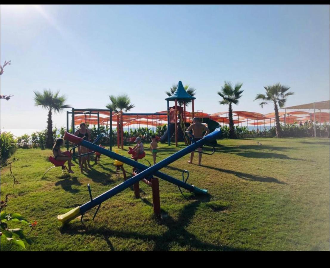 In Goldcity In The Main Building With Amazing View Kargicak Mahmutlar With Private *