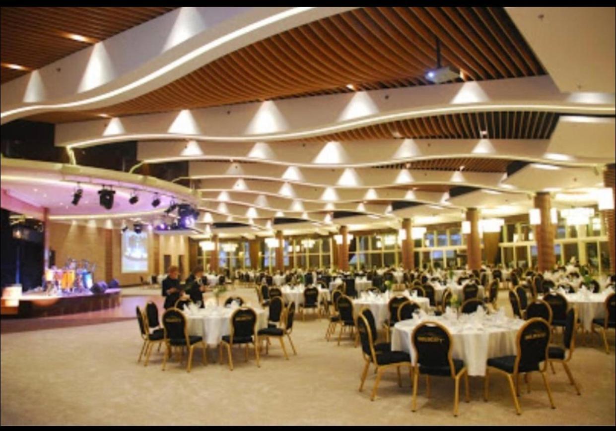 In Goldcity In The Main Building With Amazing View Kargicak Mahmutlar With Private Aparthotel *