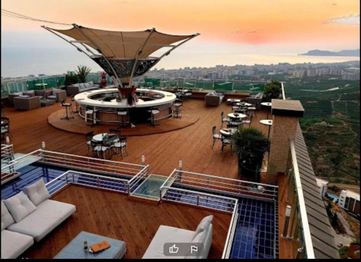 In Goldcity In The Main Building With Amazing View Kargicak Mahmutlar With Private *